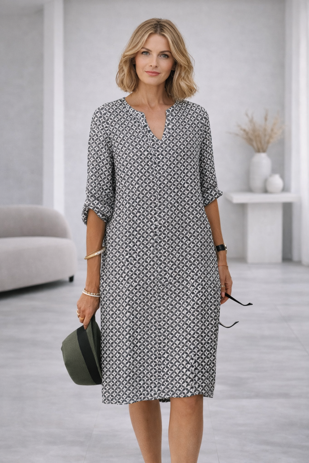 Elowira Vintage-Inspired Split Neck Mini Summer Dress