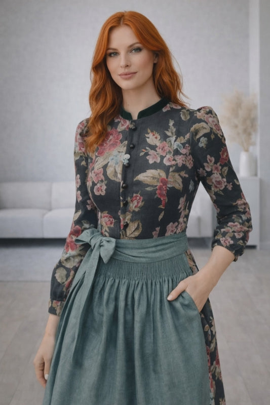 Rosalinde Vintage Floral Dirndl Dress in Black – Classic Oktoberfest Trachten with Apron